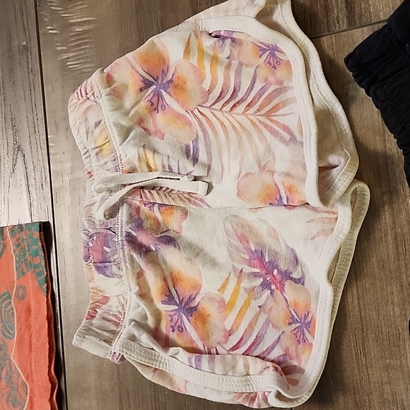 *4 Year Old Summer Lot* - Picture 7 of 11